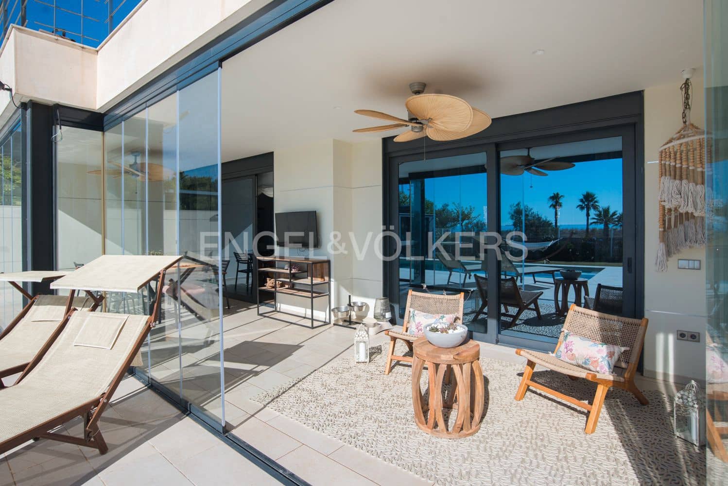 4 bedroom Villa for sale in Castello de la Plana with pool garage - € 1,500,000 (Ref: 9146057)