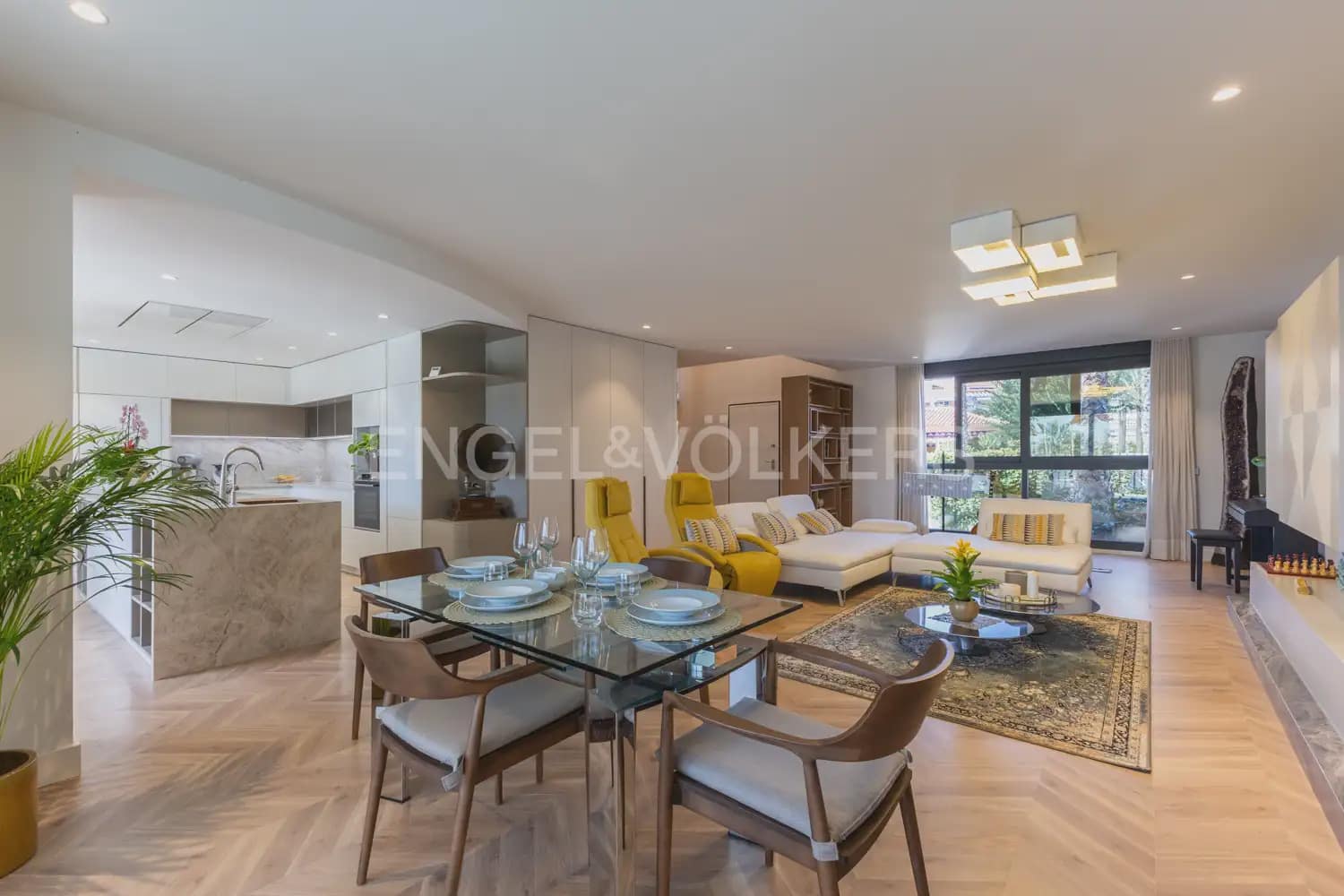 4 bedroom Villa for sale in Castello de la Plana with pool garage - € 1,500,000 (Ref: 9146057)