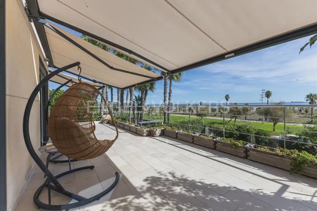 4 bedroom Villa for sale in El Grau de Castelló, Castelló de la Plana with pool garage - € 1,500,000 (Ref: 9146057)