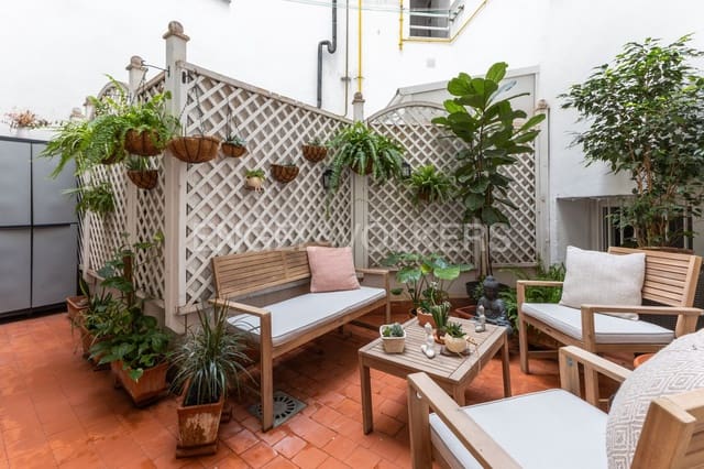 4 soveværelse Lejlighed til salg i La Gran Via, Valencia by med garage - € 795.000 (Ref: 9148493)