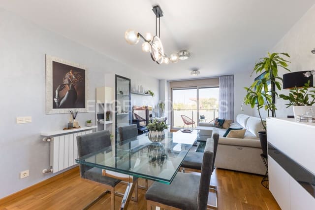 2 makuuhuone Asunto myytävänä paikassa Oeste, Castelló de la Plana mukana uima-altaan 
autotalli - 270 000 € (Ref: 9148494)