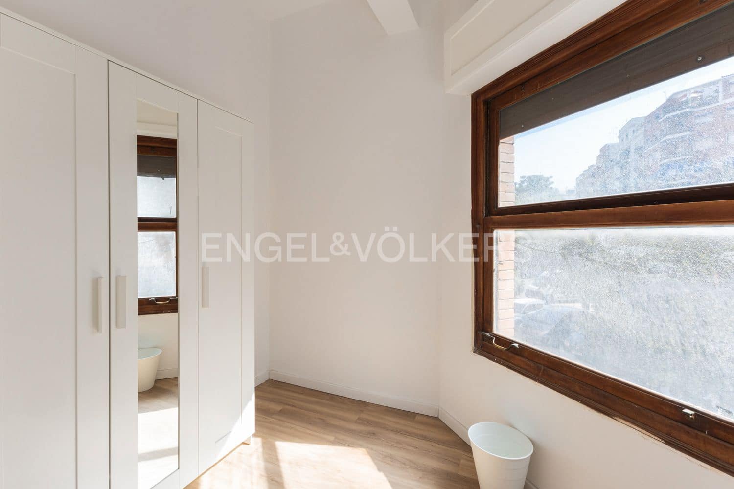 7 Zimmer Wohnung zu verkaufen in Valencia Stadt - 799.000 € (Ref: 9148497)