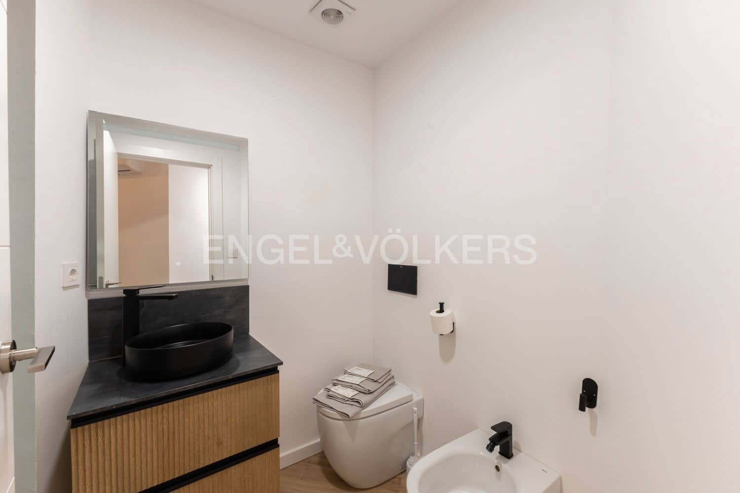 7 Zimmer Wohnung zu verkaufen in Valencia Stadt - 799.000 € (Ref: 9148497)