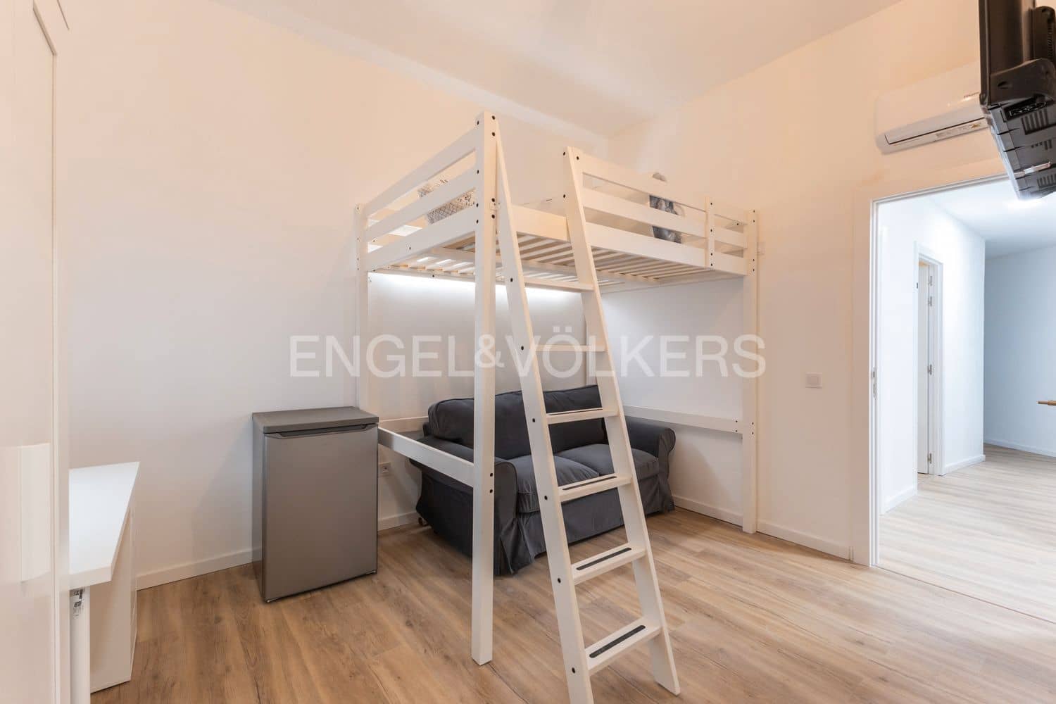7 Zimmer Wohnung zu verkaufen in Valencia Stadt - 799.000 € (Ref: 9148497)
