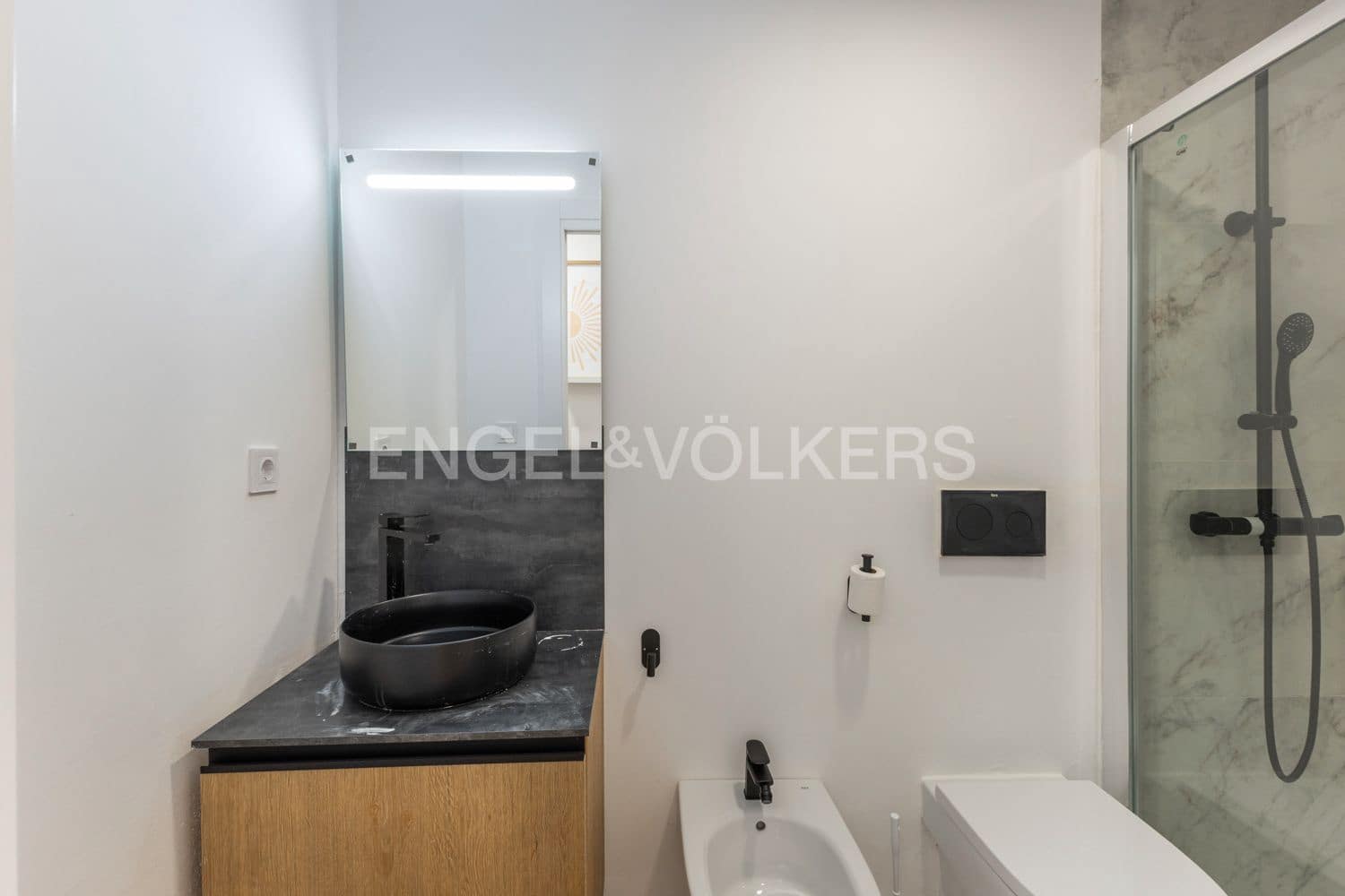 7 Zimmer Wohnung zu verkaufen in Valencia Stadt - 799.000 € (Ref: 9148497)