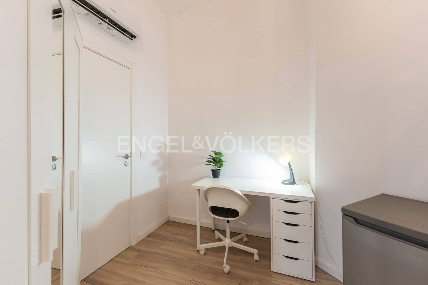 7 Zimmer Wohnung zu verkaufen in Valencia Stadt - 799.000 € (Ref: 9148497)