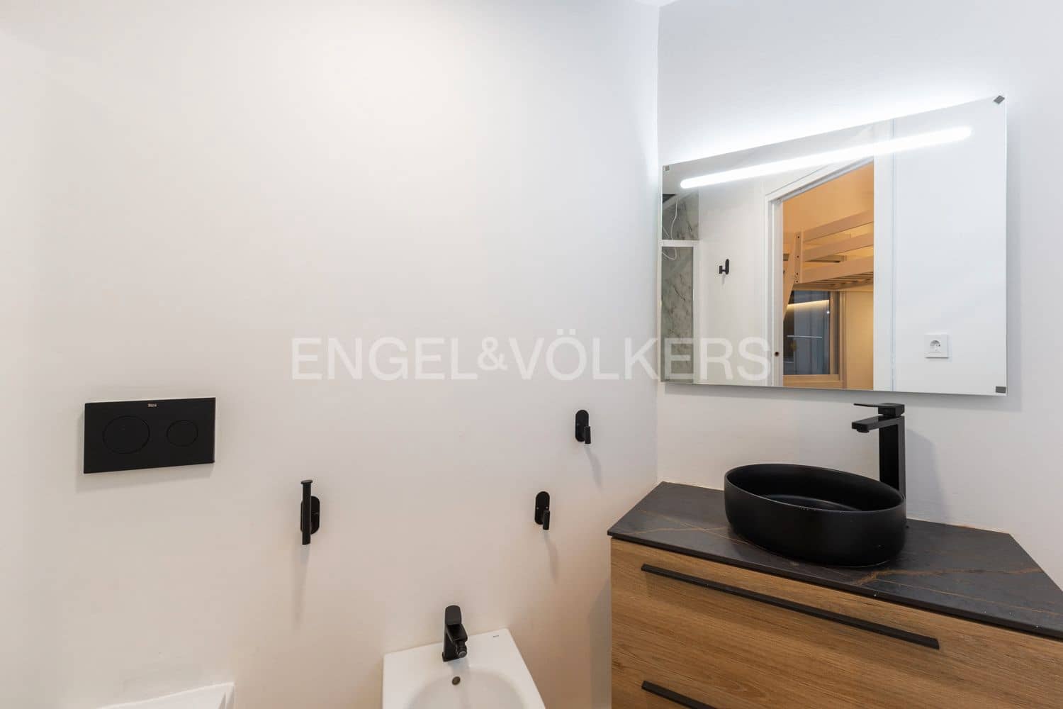 7 Zimmer Wohnung zu verkaufen in Valencia Stadt - 799.000 € (Ref: 9148497)