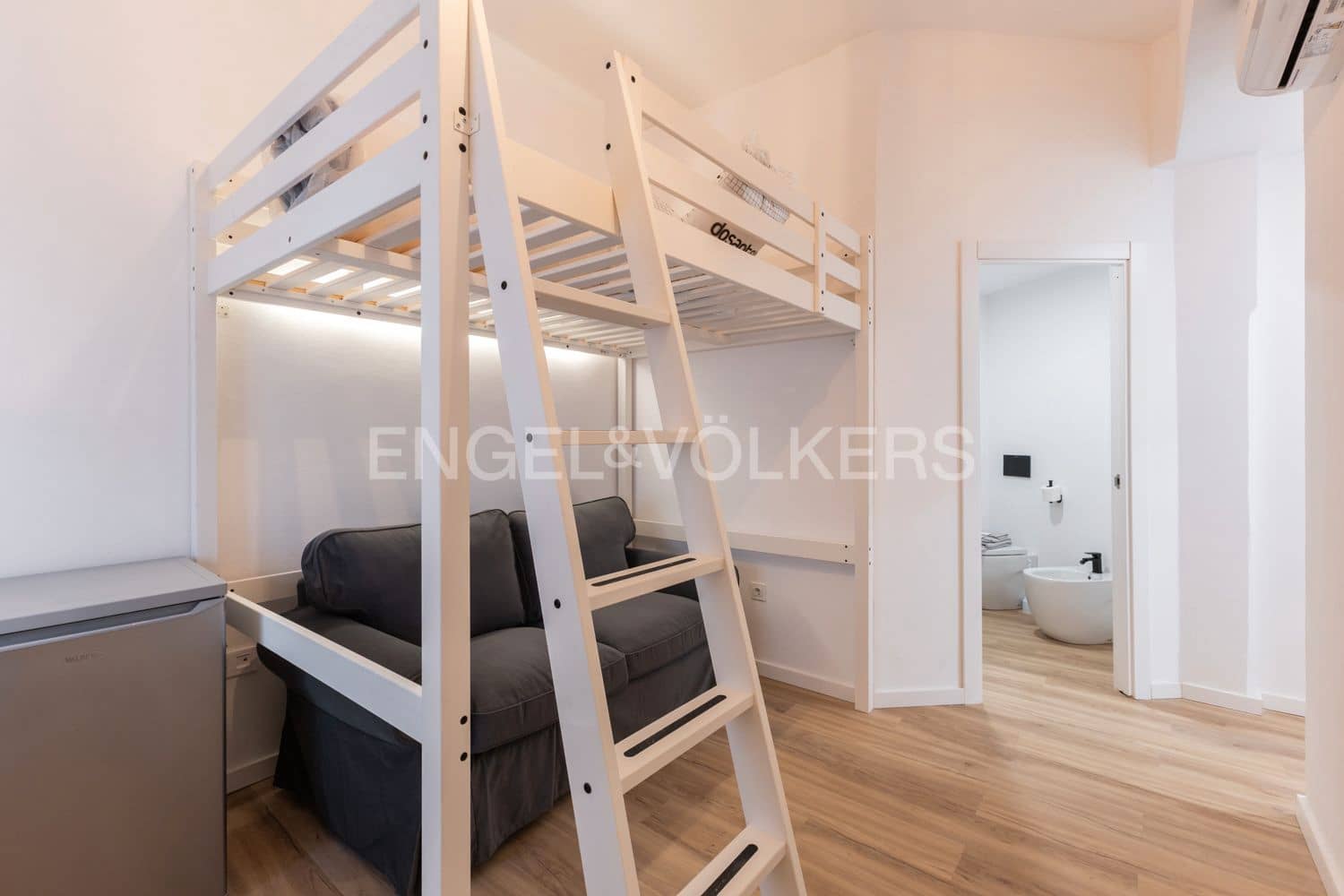 7 Zimmer Wohnung zu verkaufen in Valencia Stadt - 799.000 € (Ref: 9148497)