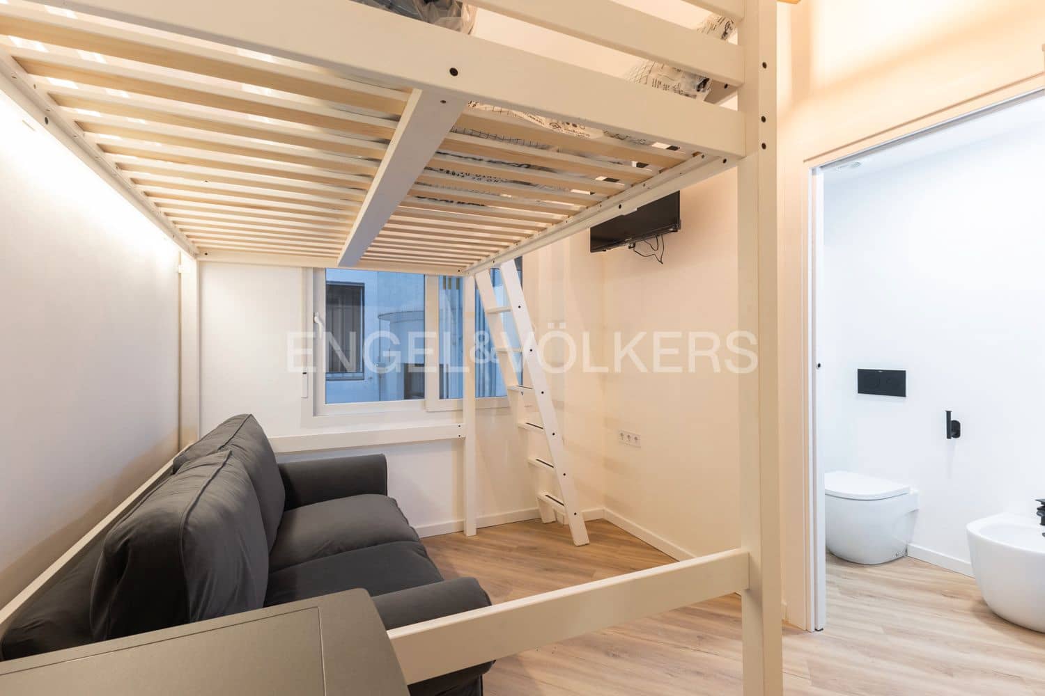 7 Zimmer Wohnung zu verkaufen in Valencia Stadt - 799.000 € (Ref: 9148497)