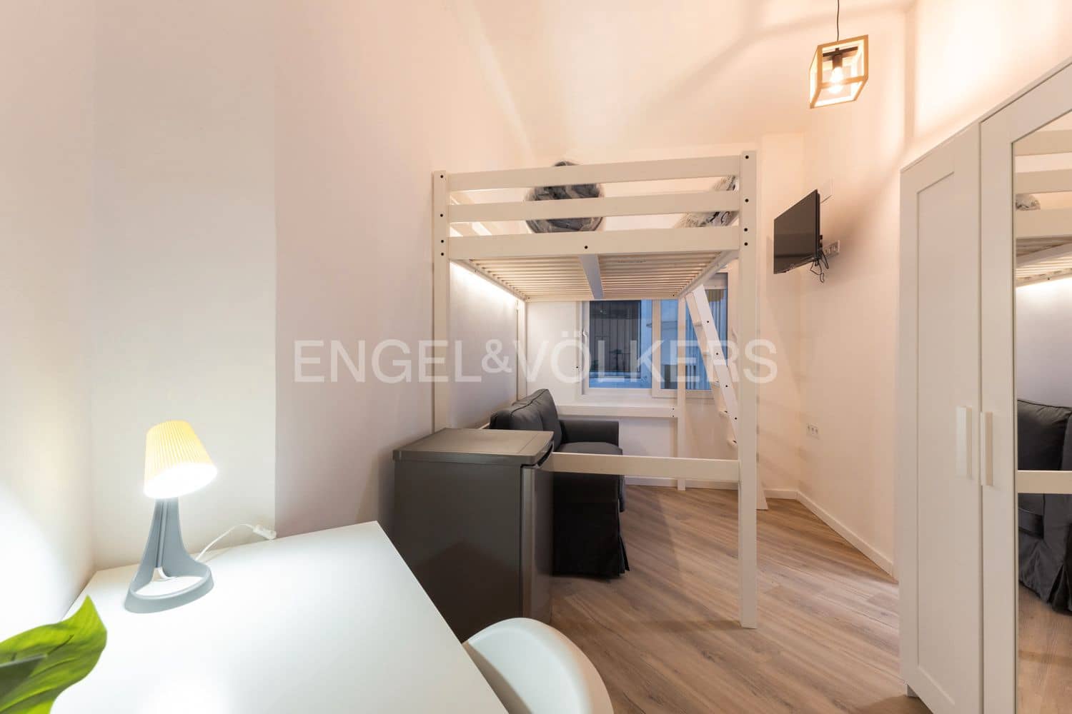 7 Zimmer Wohnung zu verkaufen in Valencia Stadt - 799.000 € (Ref: 9148497)