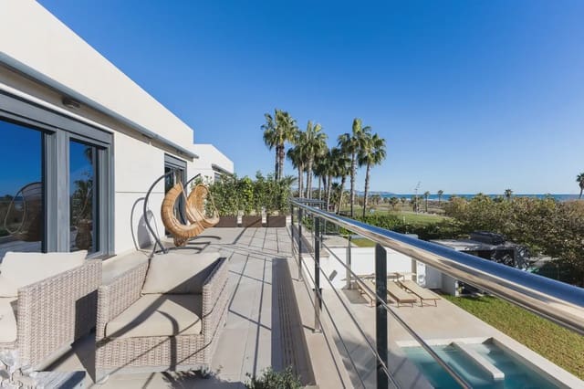 Chalet de 4 habitaciones en El Grau de Castelló, Castelló de la Plana en venta con piscina garaje - 1.500.000 € (Ref: 9148498)