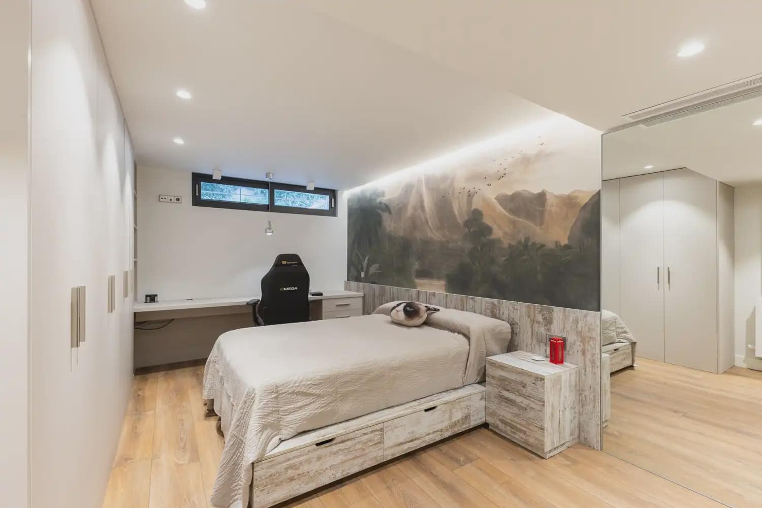 4 bedroom Villa for sale in Castello de la Plana with pool garage - € 1,500,000 (Ref: 9148498)