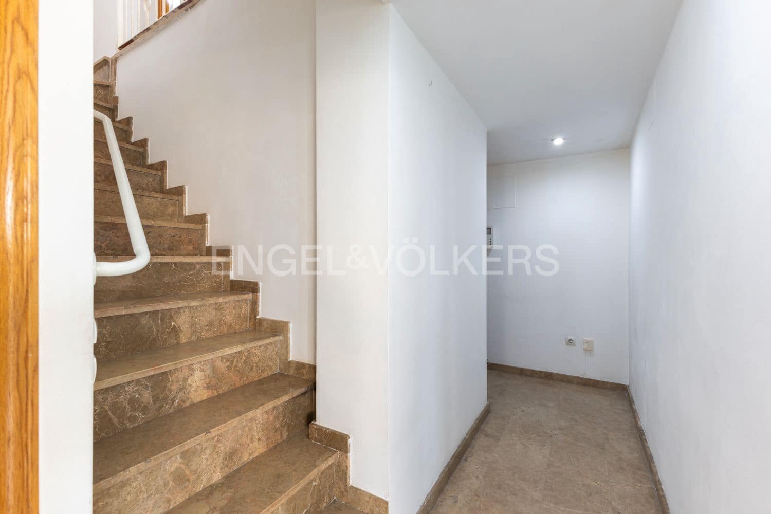 2 slaapkamer Flat te koop in Valencia stad - € 329.000 (Ref: 9152814)