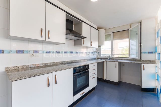 2 sovrum Lägenhet till salu i Torrefiel, Valencia stad - 329 000 € (Ref: 9152814)