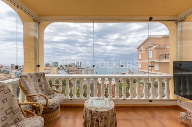 5 bedroom Villa for sale in Oropesa  with pool garage - € 550,000 (Ref: 9152821)