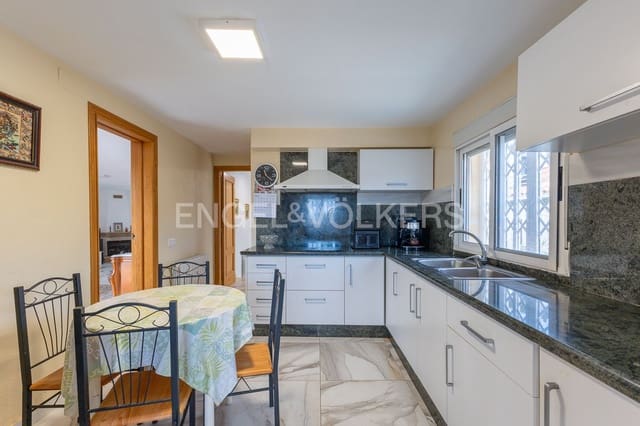 5 soverom Villa til salgs i Oropesa  med svømmebasseng garasje - € 550 000 (Ref: 9152821)