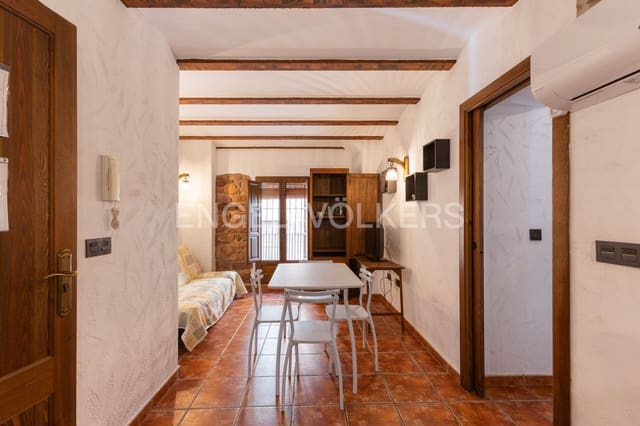 8 bedroom Finca/Country House for sale in Vilafamés - € 463,000 (Ref: 9153185)