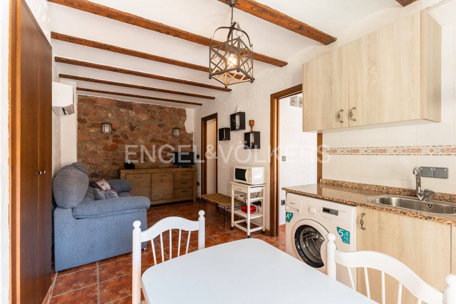 8 bedroom Finca/Country House for sale in Vilafames - € 463,000 (Ref: 9153185)