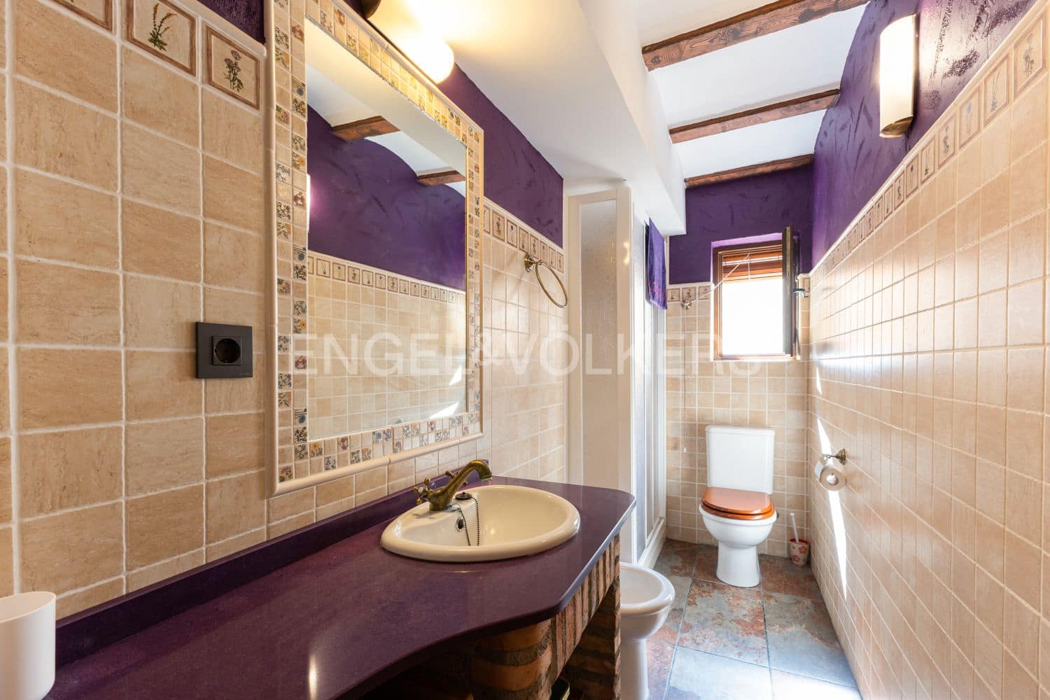 8 bedroom Finca/Country House for sale in Vilafames - € 463,000 (Ref: 9153185)