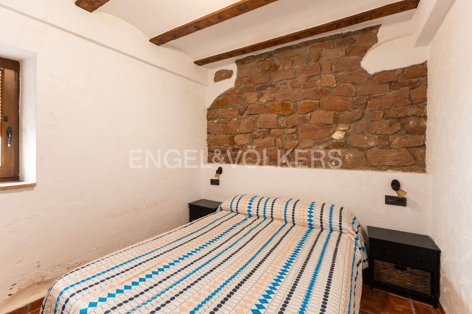 8 bedroom Finca/Country House for sale in Vilafames - € 463,000 (Ref: 9153185)