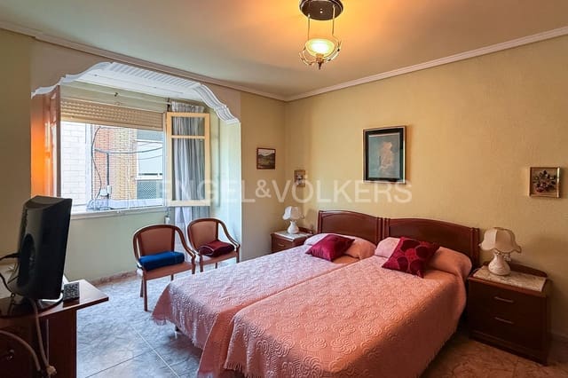 4 soveværelse Lejlighed til leje i Sagunto / Sagunt - € 1.100 (Ref: 9158356)
