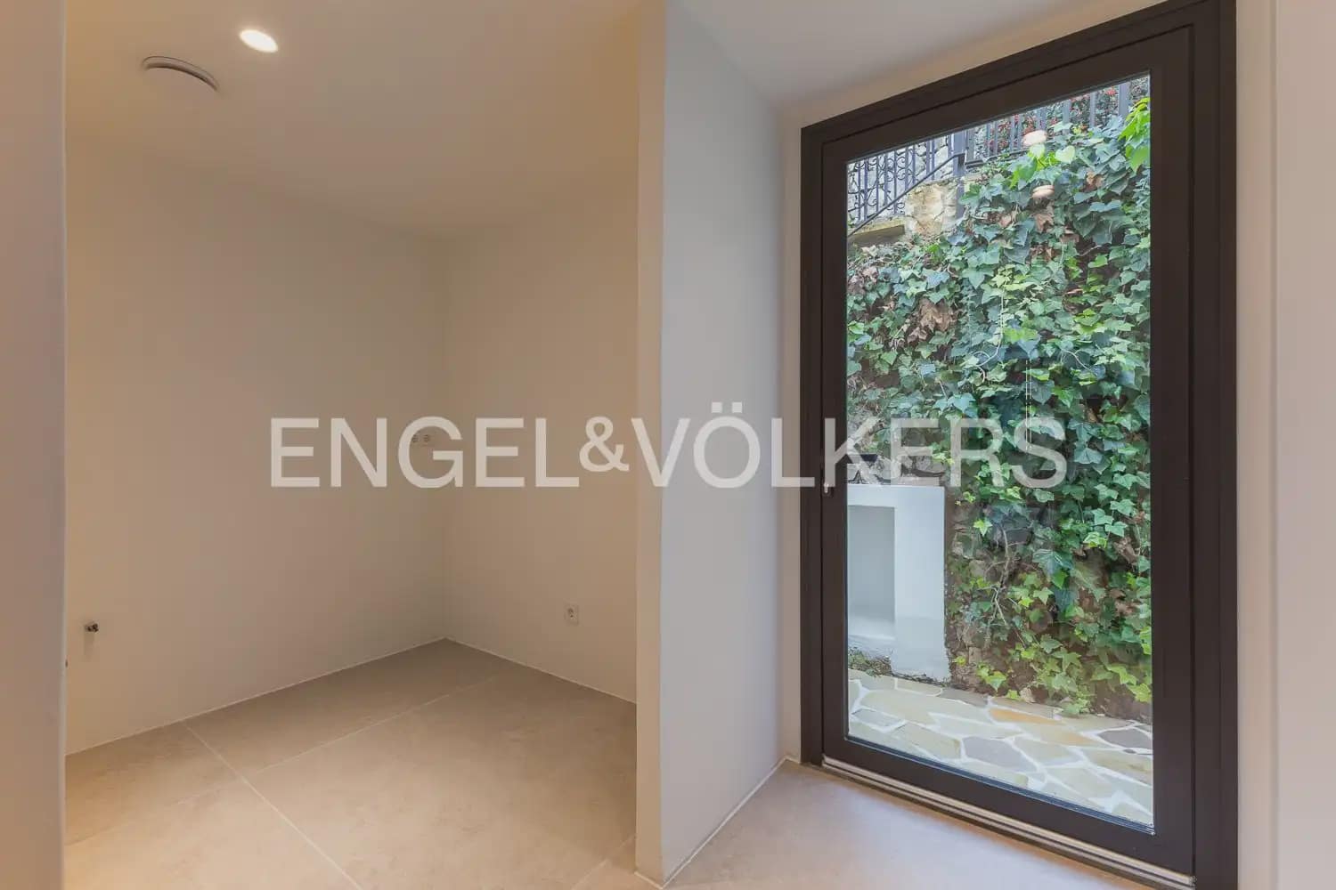 4 soverom Villa til salgs i Javea / Xabia med svømmebasseng garasje - € 2 750 000 (Ref: 9158855)