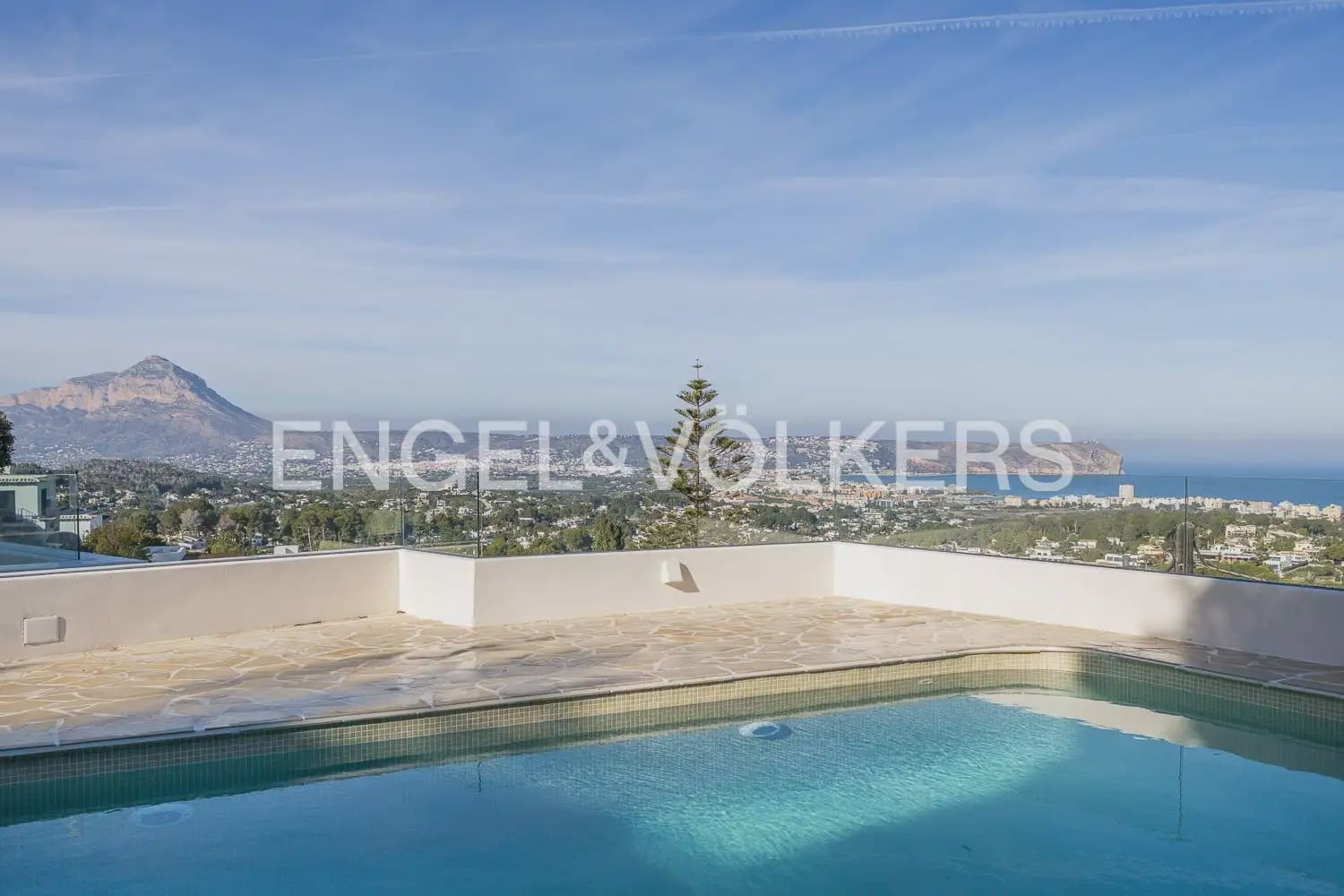 4 soverom Villa til salgs i Javea / Xabia med svømmebasseng garasje - € 2 750 000 (Ref: 9158855)
