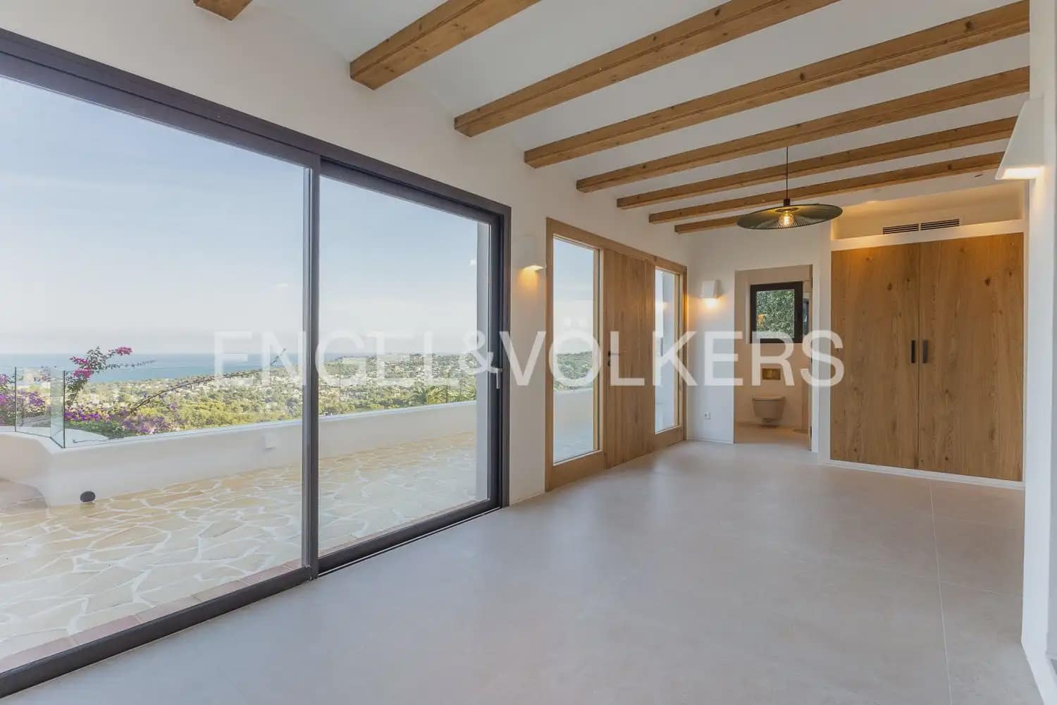 4 soverom Villa til salgs i Javea / Xabia med svømmebasseng garasje - € 2 750 000 (Ref: 9158855)