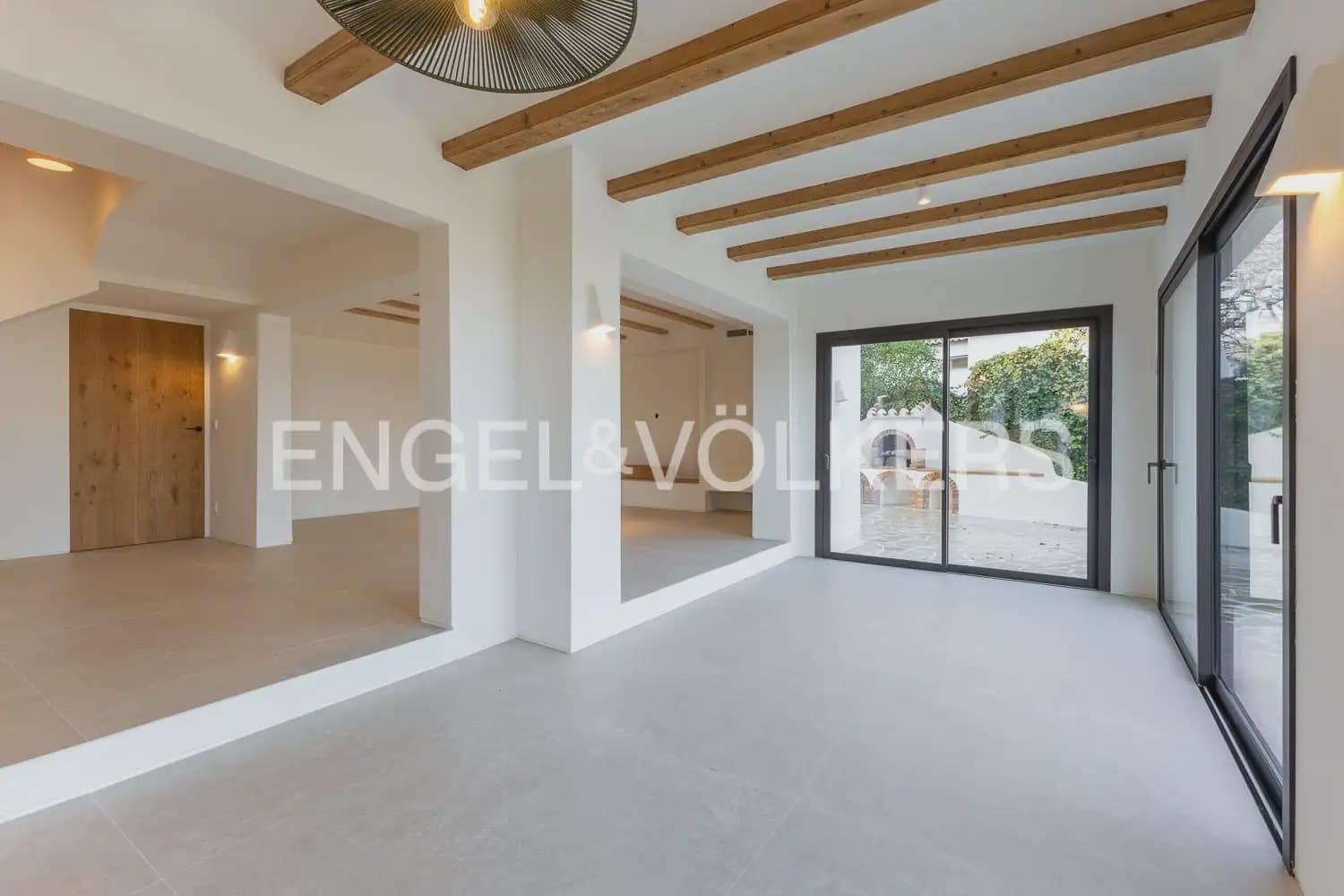 4 soverom Villa til salgs i Javea / Xabia med svømmebasseng garasje - € 2 750 000 (Ref: 9158855)