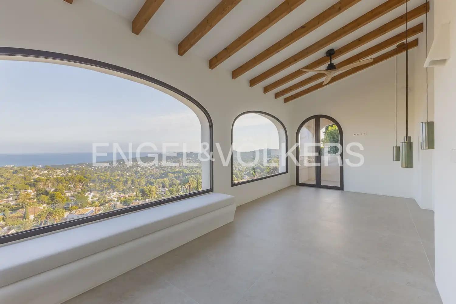 4 soverom Villa til salgs i Javea / Xabia med svømmebasseng garasje - € 2 750 000 (Ref: 9158855)
