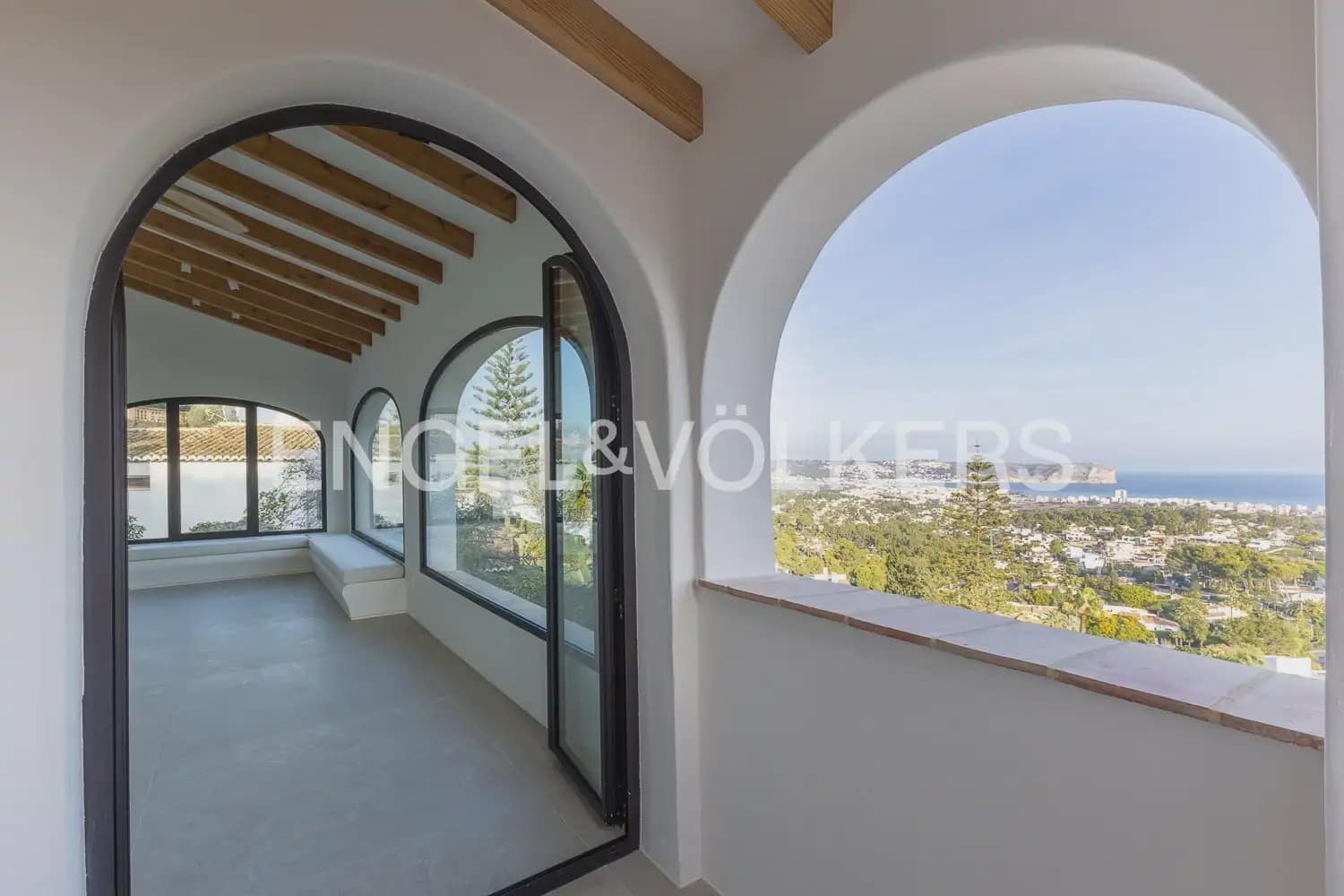 4 soverom Villa til salgs i Javea / Xabia med svømmebasseng garasje - € 2 750 000 (Ref: 9158855)