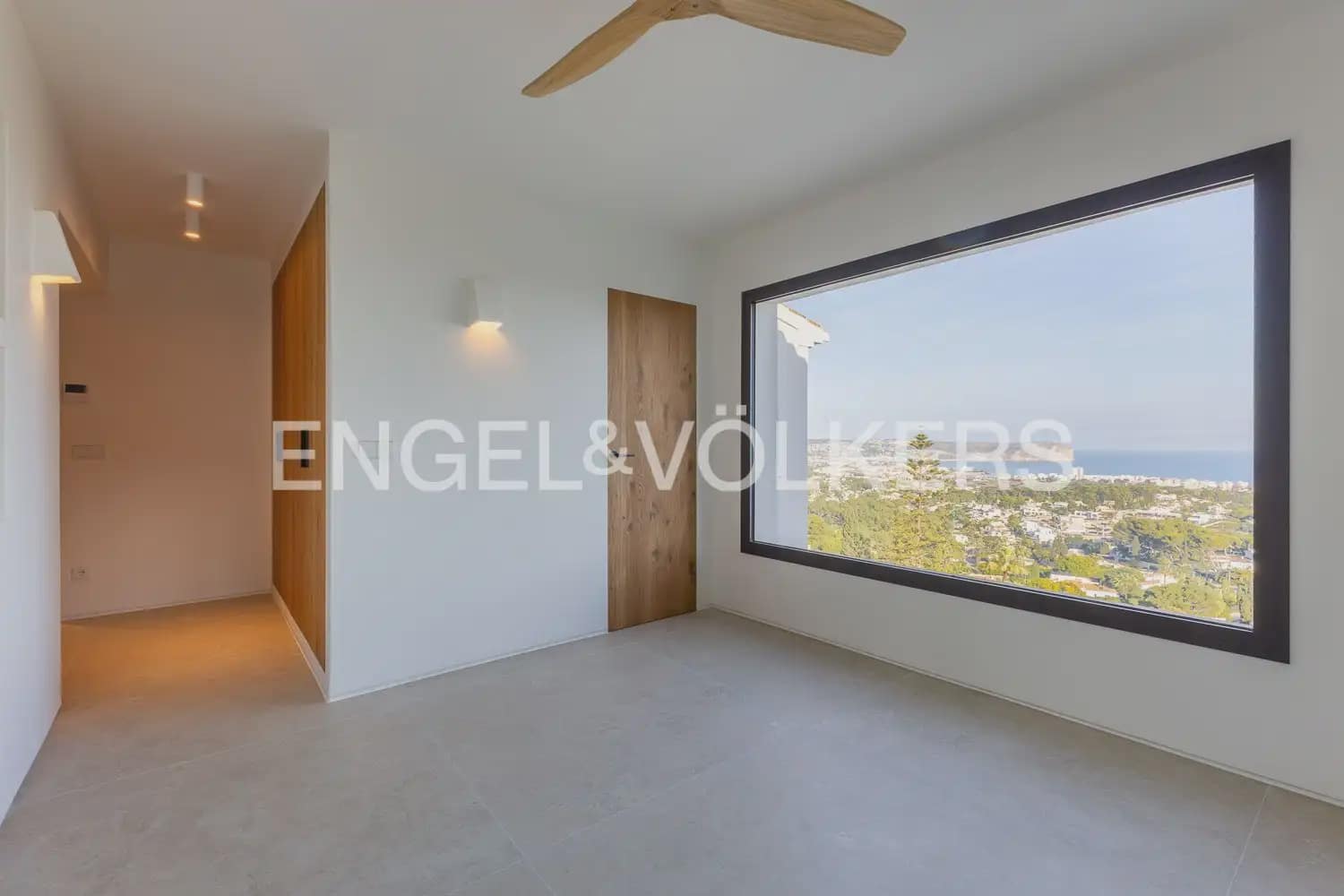 4 soverom Villa til salgs i Javea / Xabia med svømmebasseng garasje - € 2 750 000 (Ref: 9158855)