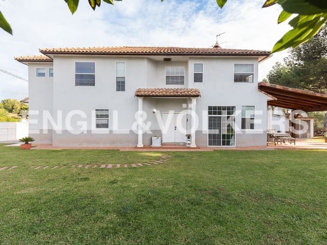5 Zimmer Villa zu vermieten in Serra mit Pool Garage - 4.000 € (Ref: 9160081)