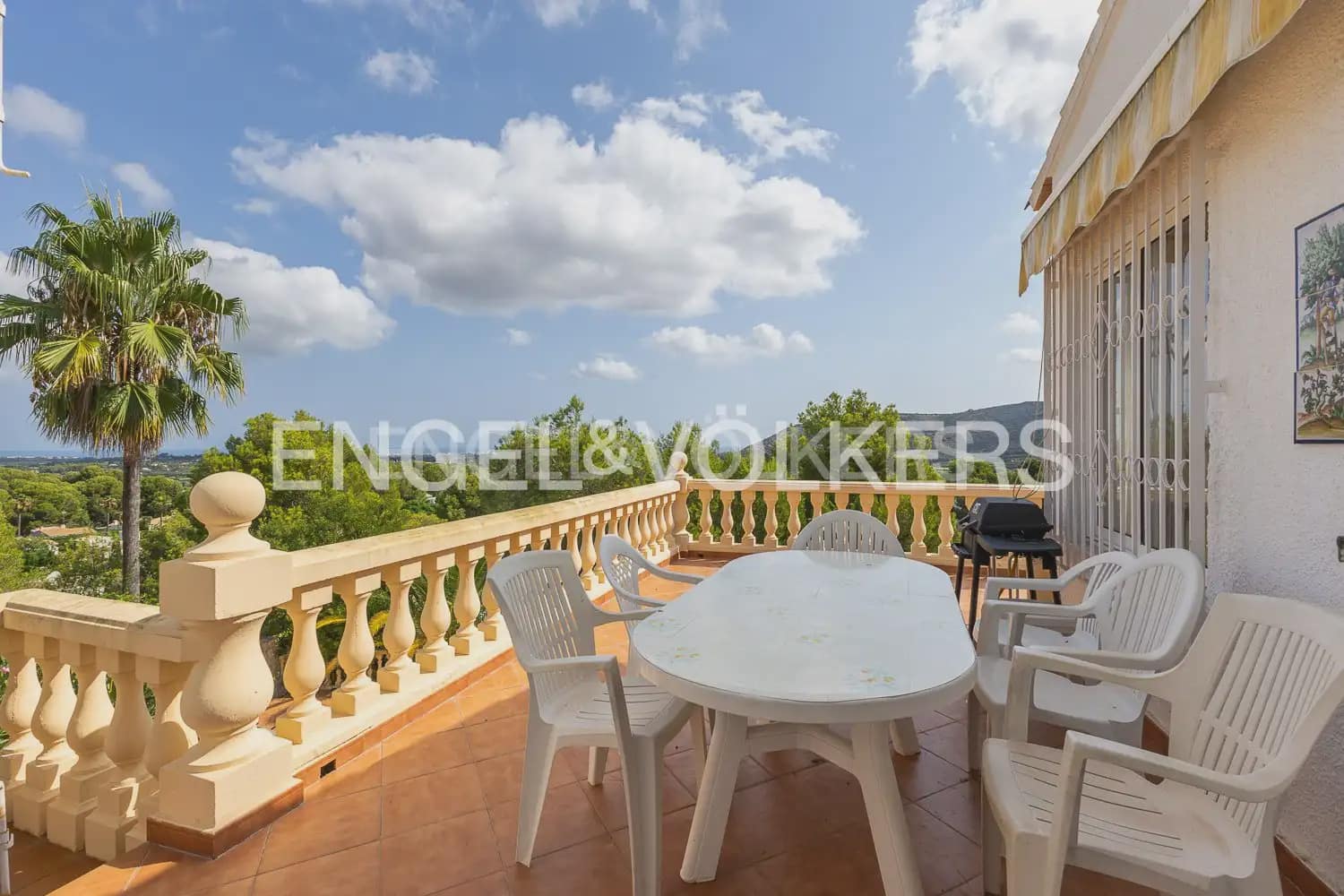 4 Zimmer Villa zu verkaufen in Pedreguer - 795.000 € (Ref: 9160273)
