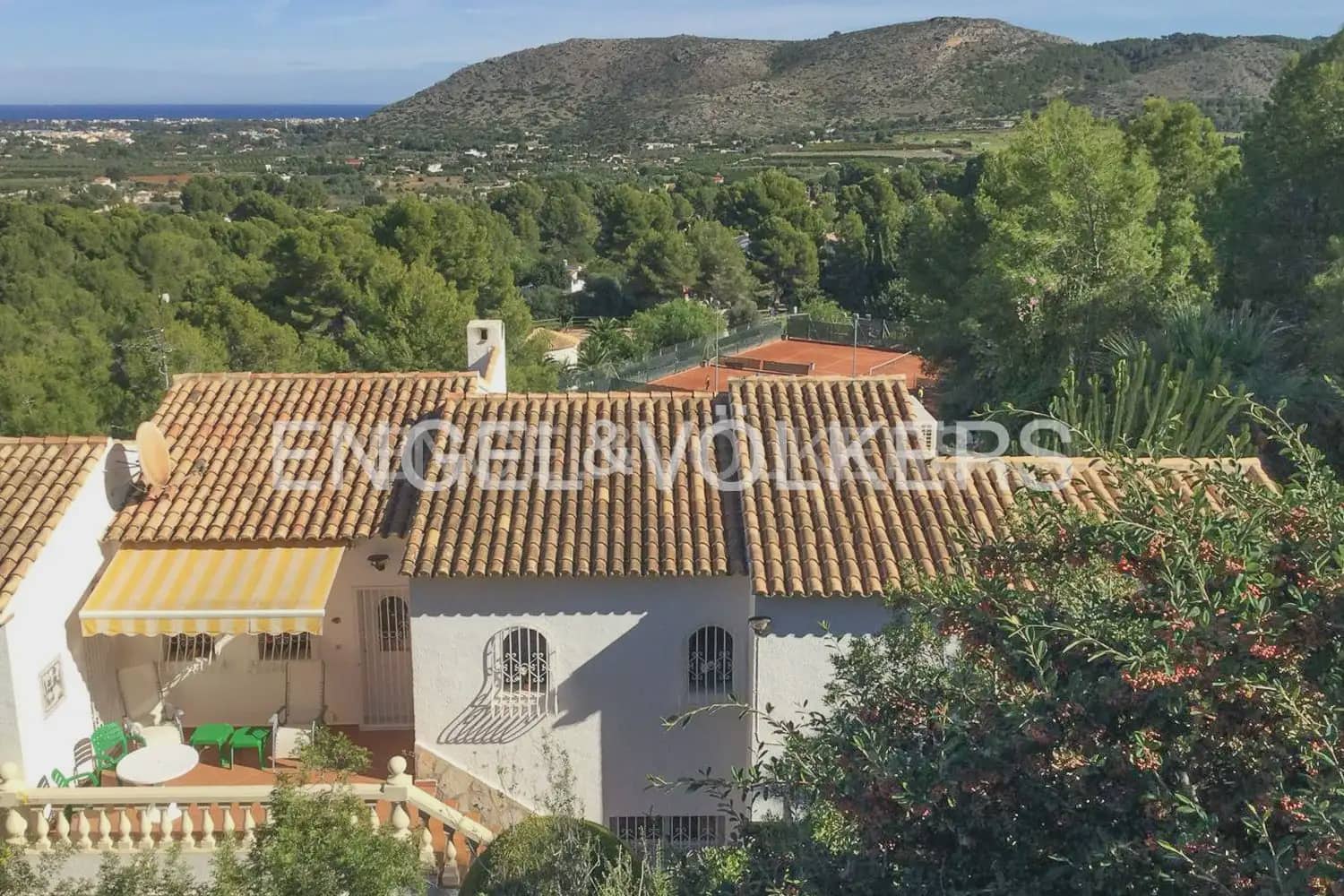 4 Zimmer Villa zu verkaufen in Pedreguer - 795.000 € (Ref: 9160273)