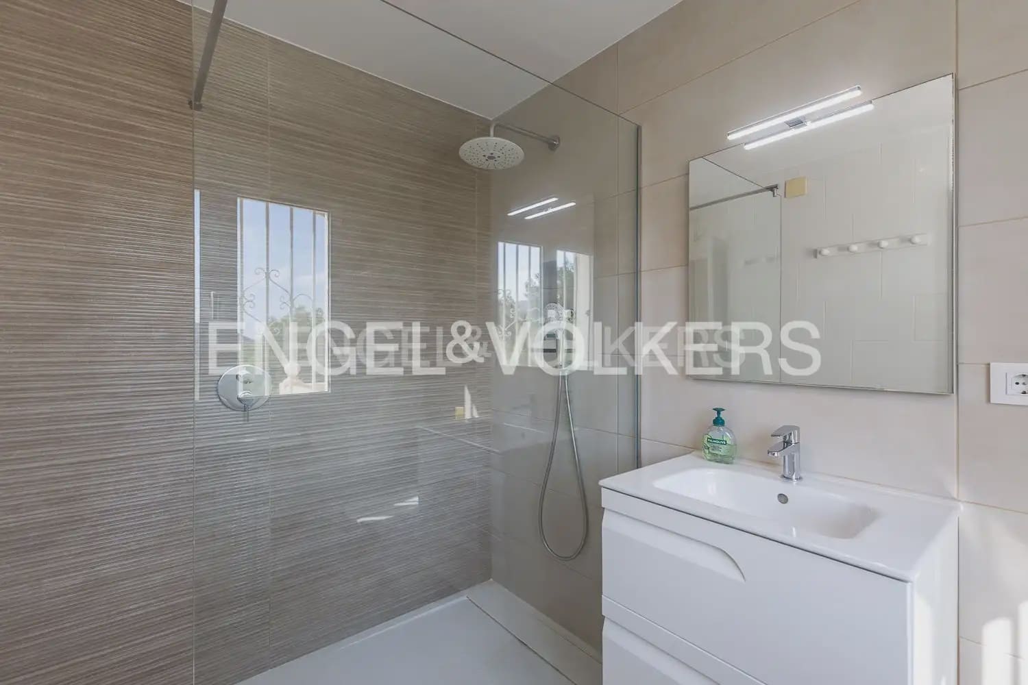 4 Zimmer Villa zu verkaufen in Pedreguer - 795.000 € (Ref: 9160273)