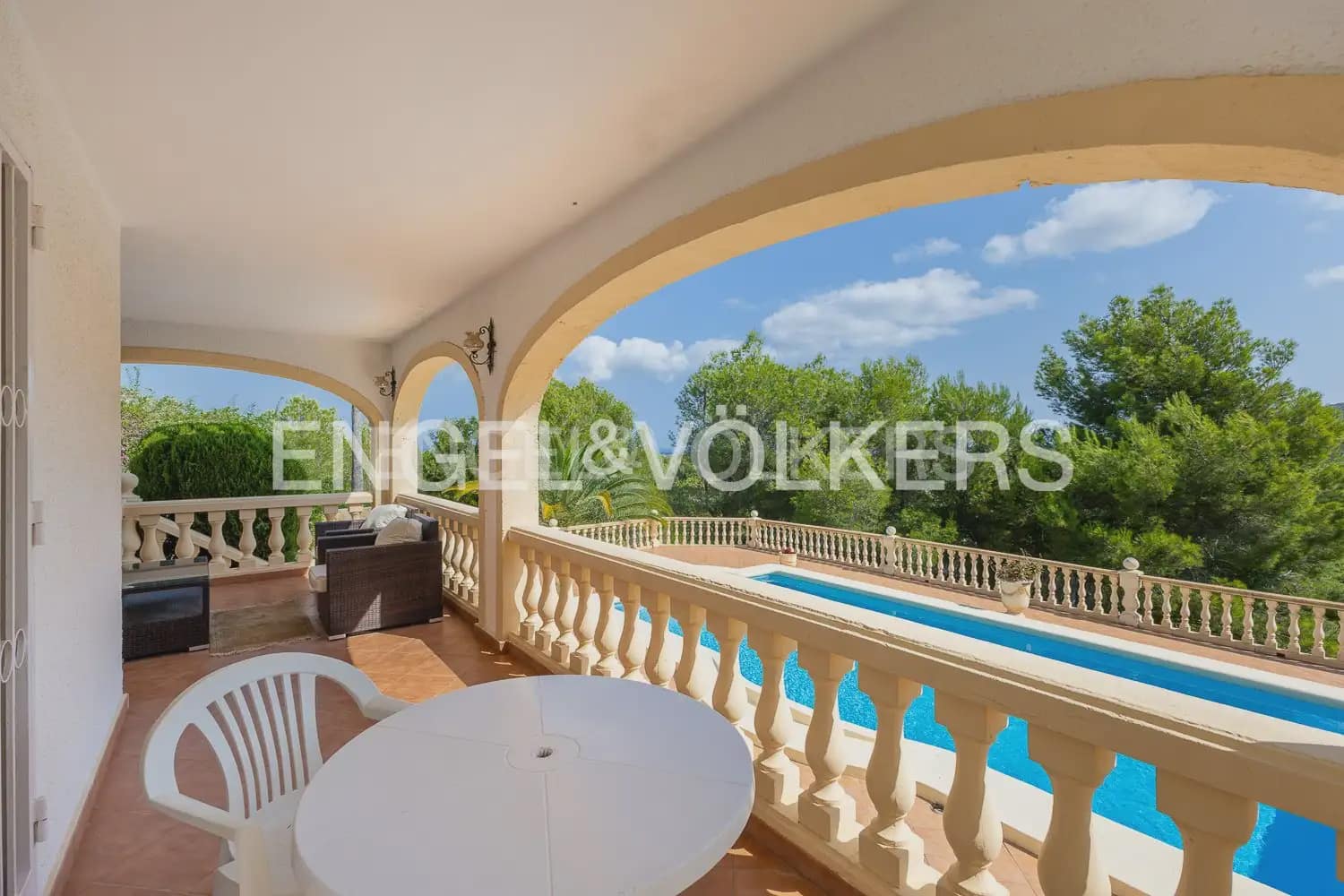 4 Zimmer Villa zu verkaufen in Pedreguer - 795.000 € (Ref: 9160273)