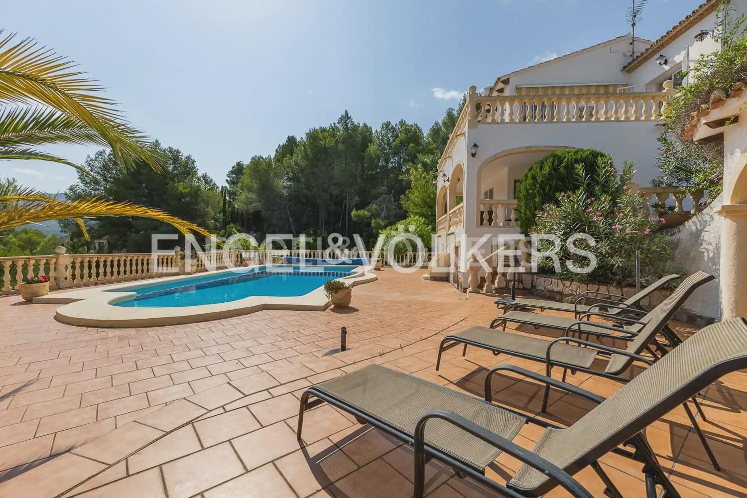 4 Zimmer Villa zu verkaufen in Pedreguer - 795.000 € (Ref: 9160273)