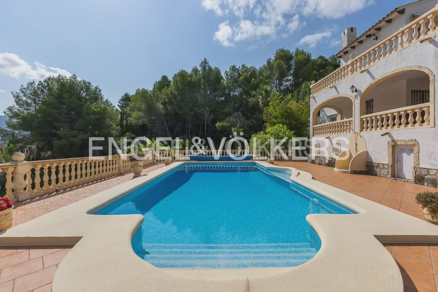 4 Zimmer Villa zu verkaufen in Pedreguer - 795.000 € (Ref: 9160273)