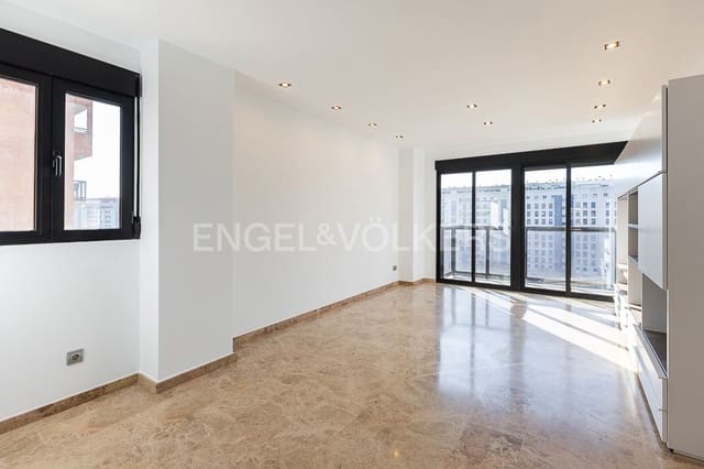 Apartamento de 3 habitaciones en València ciudad en alquiler con piscina garaje - 2.200 € (Ref: 9168297)
