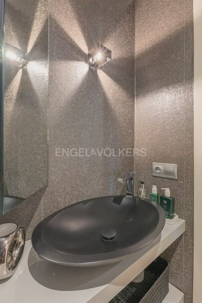 4 Zimmer Villa zu verkaufen in Gandia mit Garage - 370.000 € (Ref: 9175597)