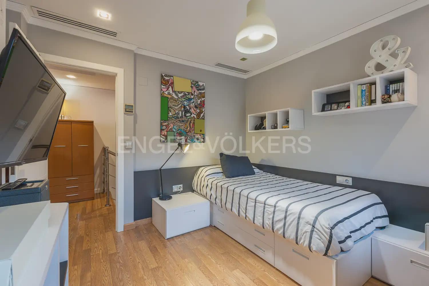 4 Zimmer Villa zu verkaufen in Gandia mit Garage - 370.000 € (Ref: 9175597)