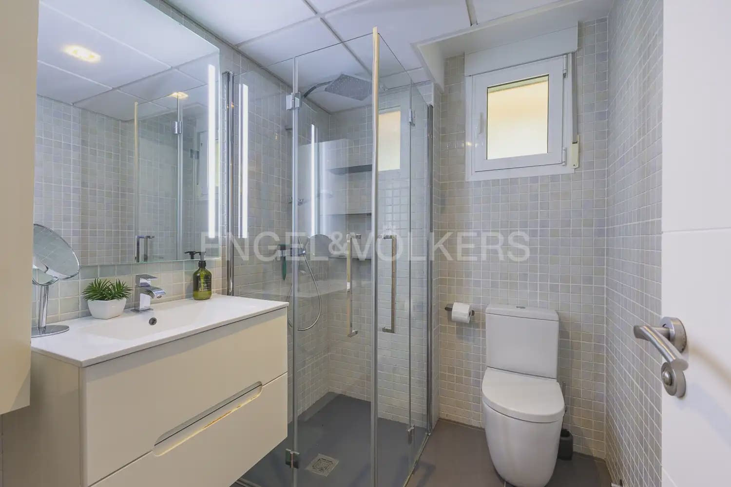 4 Zimmer Villa zu verkaufen in Gandia mit Garage - 370.000 € (Ref: 9175597)