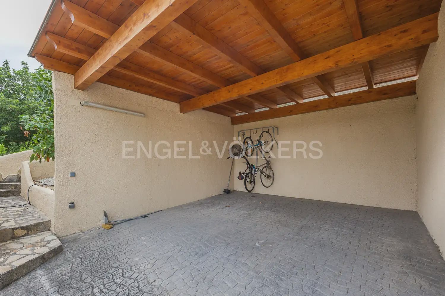 4 Zimmer Villa zu verkaufen in Gandia mit Garage - 370.000 € (Ref: 9175597)