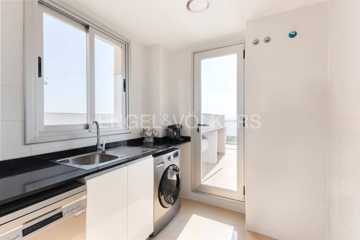 2 bedroom Flat for sale in Cabanes with pool garage - € 399,000 (Ref: 9181903)