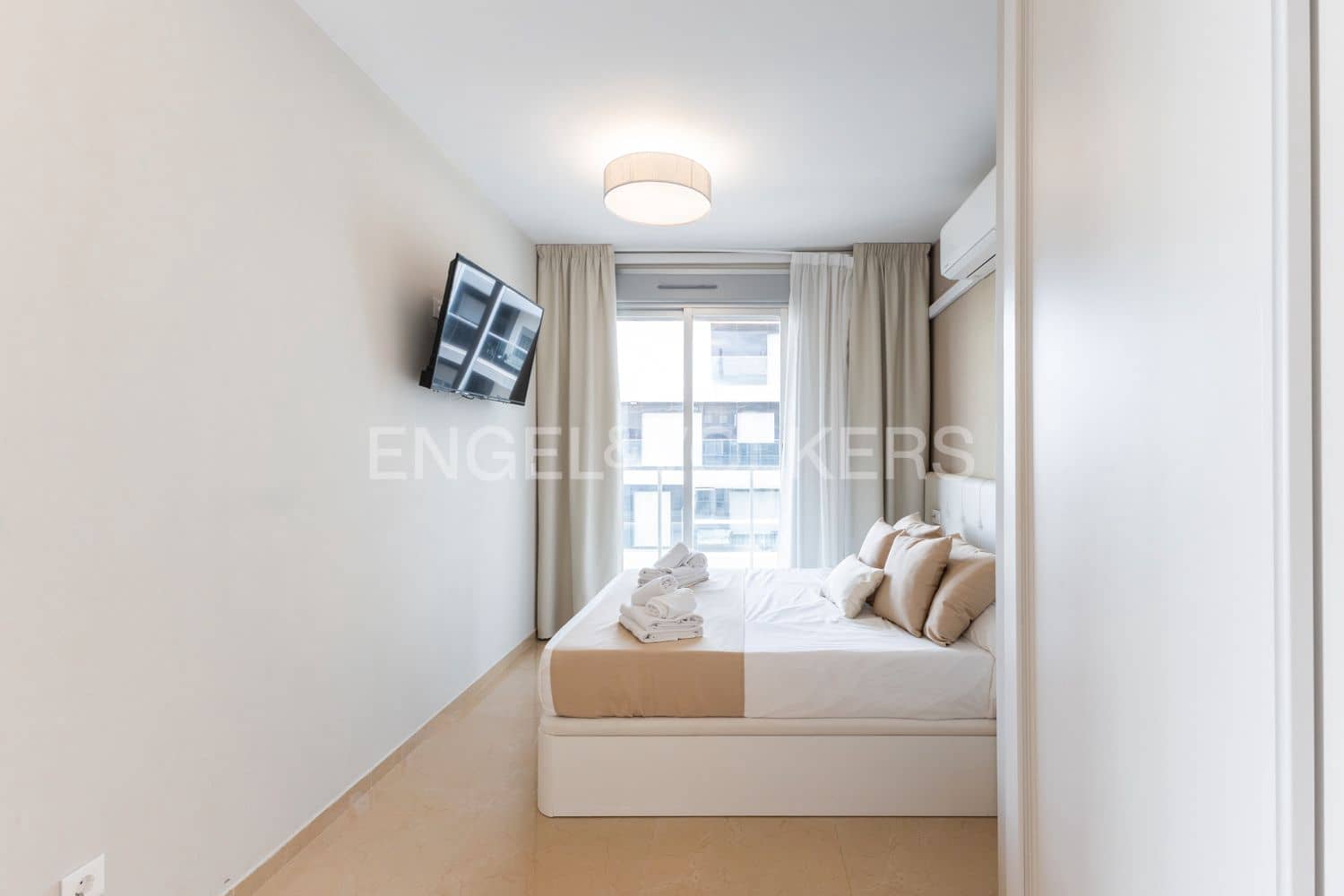 2 bedroom Flat for sale in Cabanes with pool garage - € 399,000 (Ref: 9181903)