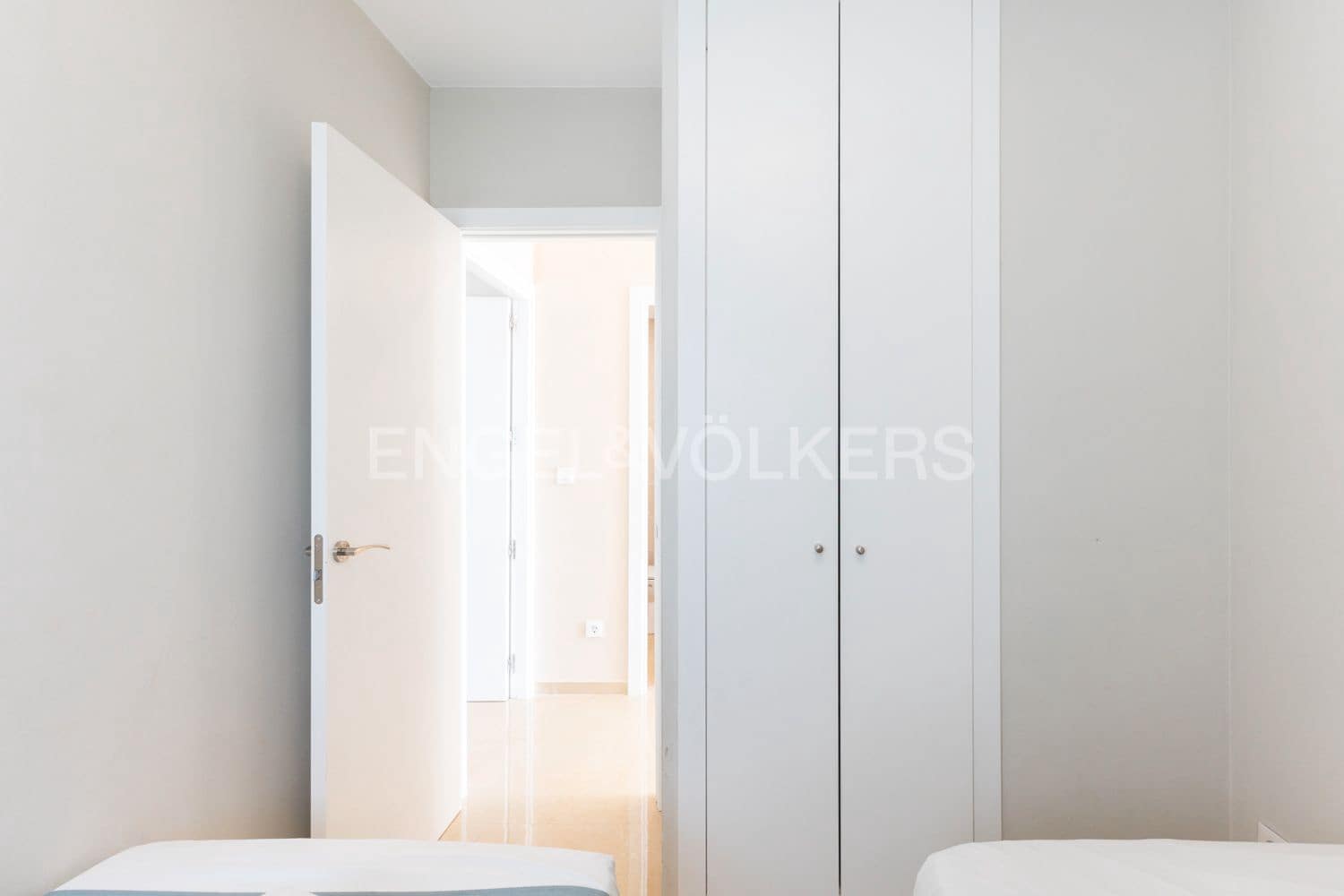 2 bedroom Flat for sale in Cabanes with pool garage - € 399,000 (Ref: 9181903)