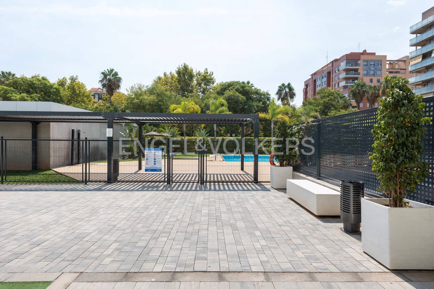 3 Zimmer Wohnung zu verkaufen in Valencia Stadt mit Pool Garage - 790.000 € (Ref: 9187523)