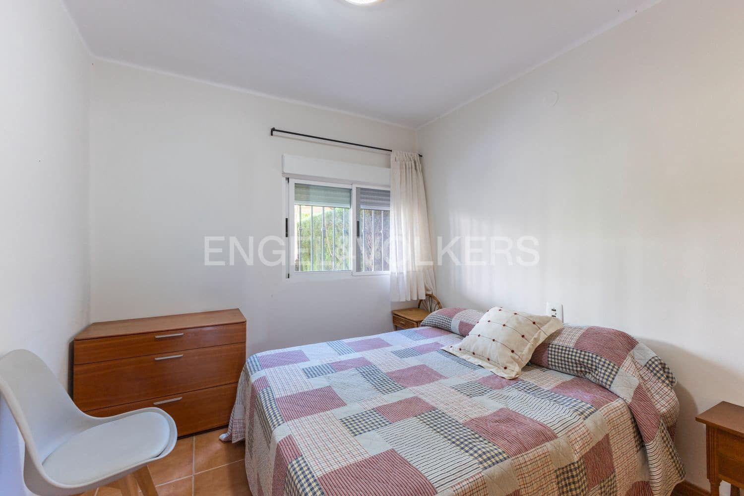 5 bedroom Villa for sale in Benicassim with garage - € 499,000 (Ref: 9187695)