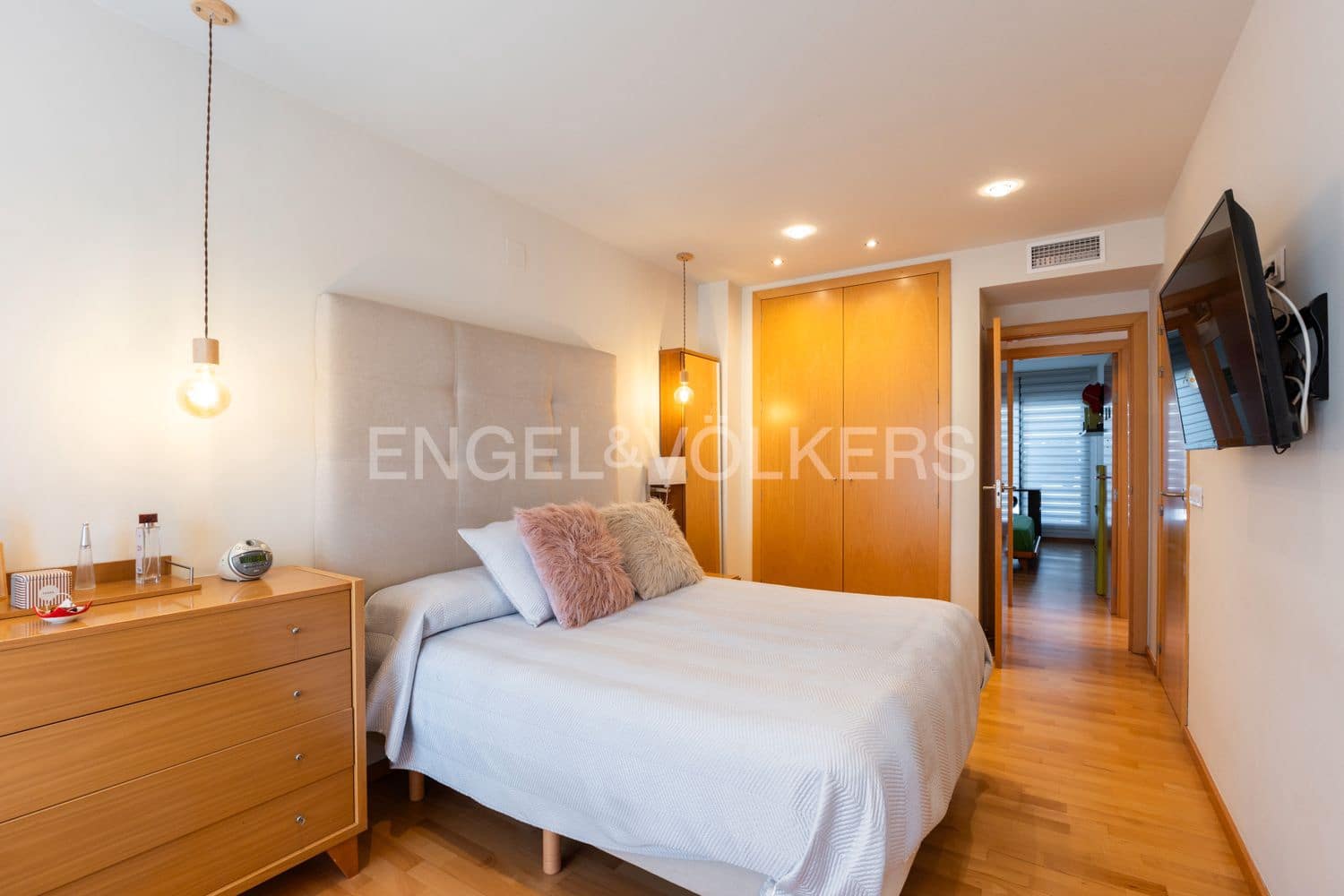 4 bedroom Flat for sale in Sagunto / Sagunt with pool garage - € 725,000 (Ref: 9191807)